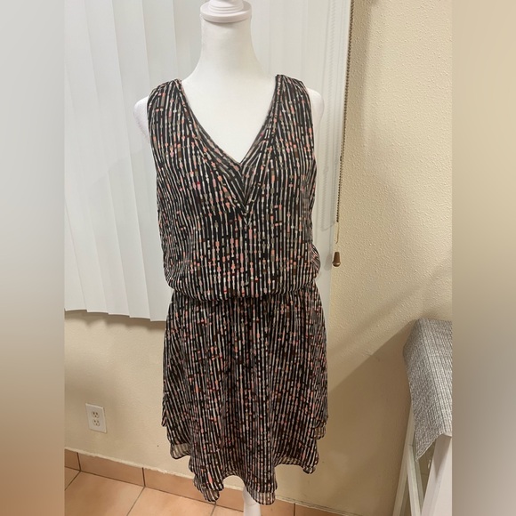 WHITE HOUSEE BLACK MARKET MIDI DRESS SIZE 4 - Picture 1 of 16